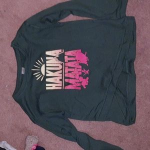 Hakuna Matata Disney Medium Green Sweatshirt